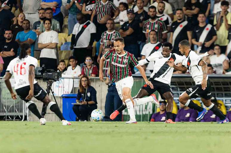 Fluminense e Vasco mediram for&ccedil;as pelo Brasileir&atilde;o neste s&aacute;bado no Maracan&atilde; &ndash;