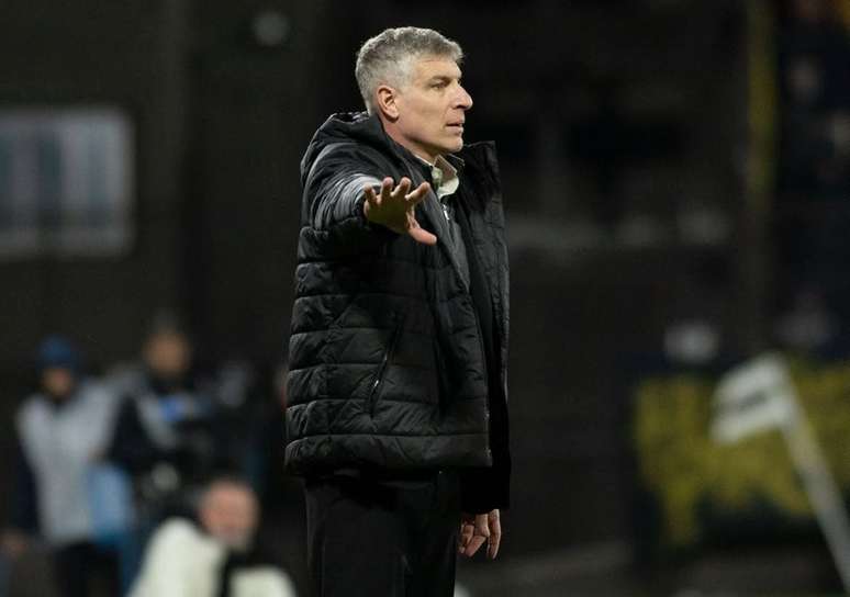 Palermo &eacute; o t&eacute;cnico do Platense &ndash;