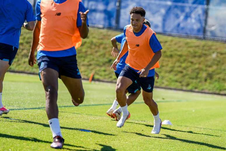 Atividade de prepara&ccedil;&atilde;o do Porto antes de encarar o City &ndash;