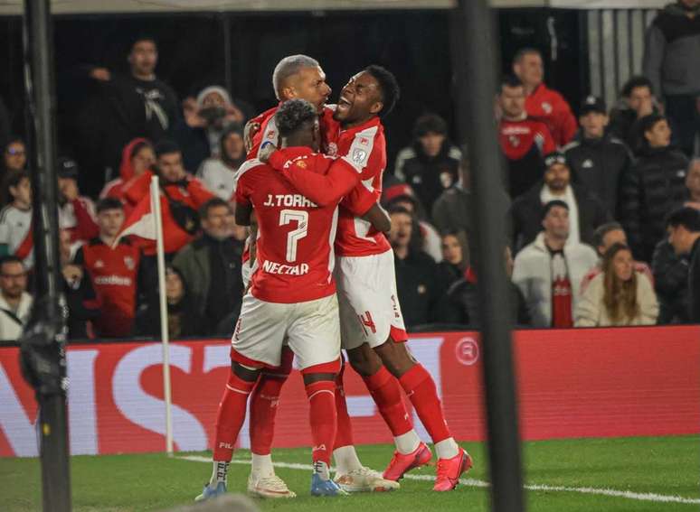 Santa Fe eliminou o River Plate na Argentina &ndash;