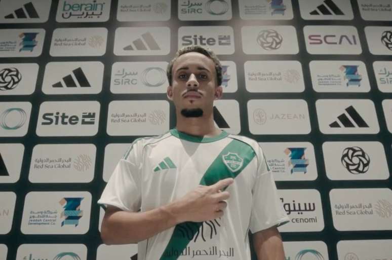 Matheus Gon&ccedil;alves pode atuar em v&aacute;rias fun&ccedil;&otilde;es do setor ofensivo &ndash;
