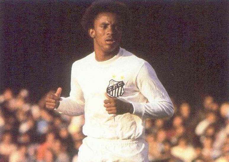 Juary, um dos grandes do Santos&nbsp; nos anos 70.