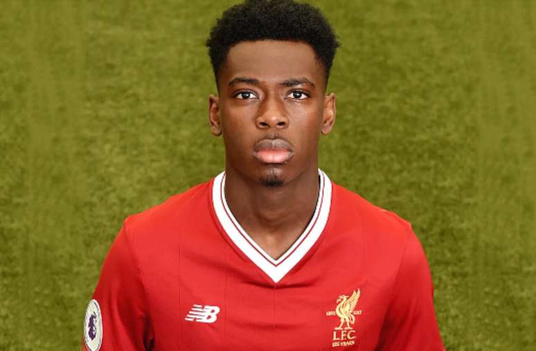 Ovie Ejaria come&ccedil;ou a carreira nas categorias de base do Liverpool &ndash;