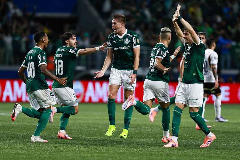 Em 2025, contra a LDU, Palmeiras construiu sua maior virada na hist&oacute;ria da Libertadores&nbsp; &ndash;