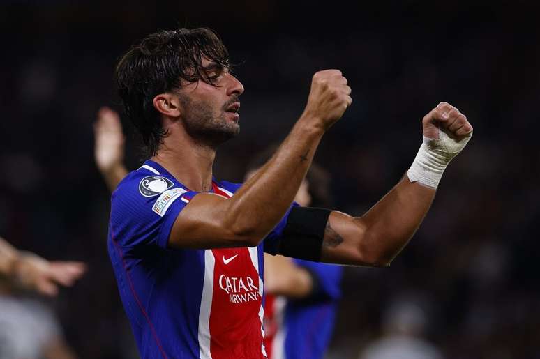 Ferr&aacute;n Torres fez tr&ecirc;s dos seis gols do PSG na goleada sobre o Slovan Bratislava &ndash;