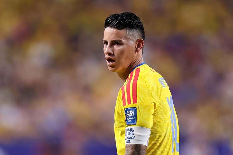 James Rodriguez &eacute; refer&ecirc;ncia hist&oacute;rica na sele&ccedil;&atilde;o da Col&ocirc;mbia &ndash;