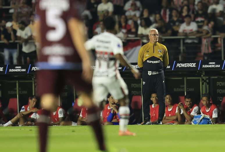 Nas oitavas de final, S&atilde;o Paulo se imp&ocirc;s no MorumBIS e derrotou o Bol&iacute;var &ndash;