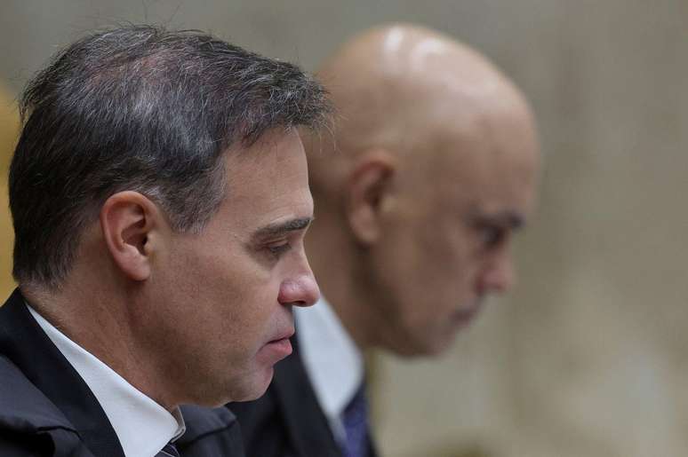 Mendon&ccedil;a e Moraes protagonizaram nos &uacute;ltimos dias uma crise sem precedentes no STF
