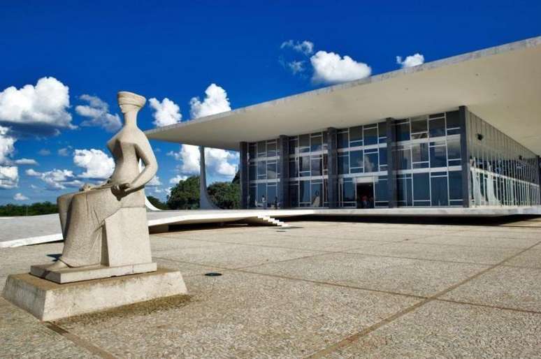 Coletividade do STF deve ser recuperada, aponta professora de Direito Constitucional