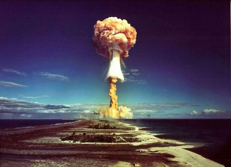 Testes nucleares despertam preocupa&ccedil;&otilde;es com o meio ambiente, com impactos duradouros e n&atilde;o plenamente conhecidos
