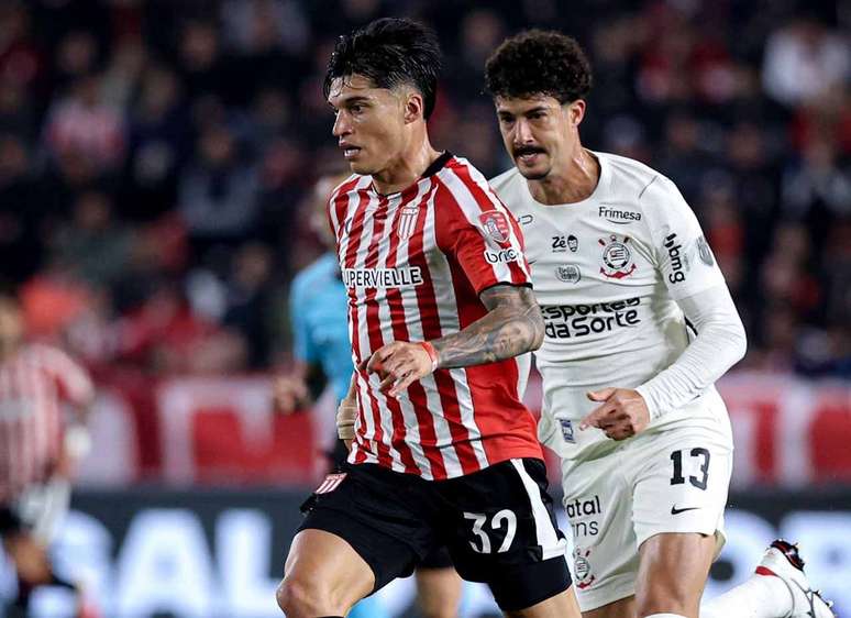 Gustavo Henrique em cima na marca&ccedil;&atilde;o. Mas zagueiro teve altos do que baixos neste 1 a 1 em La Plata, pela Libertadores.