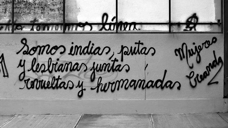 O coletivo Mulheres Criando tem mais de 30 anos e se define como '&iacute;ndias, putas e l&eacute;sbicas juntas, misturadas e irmanadas'