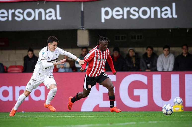 Platense tenta reverter contra o Fluminense &ndash; Divulga&ccedil;&atilde;o/Estudiantes