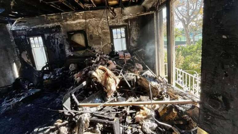 Parte dos pertences da fam&iacute;lia de Erik Marmo foi destru&iacute;da ou danificada pelo inc&ecirc;ndio