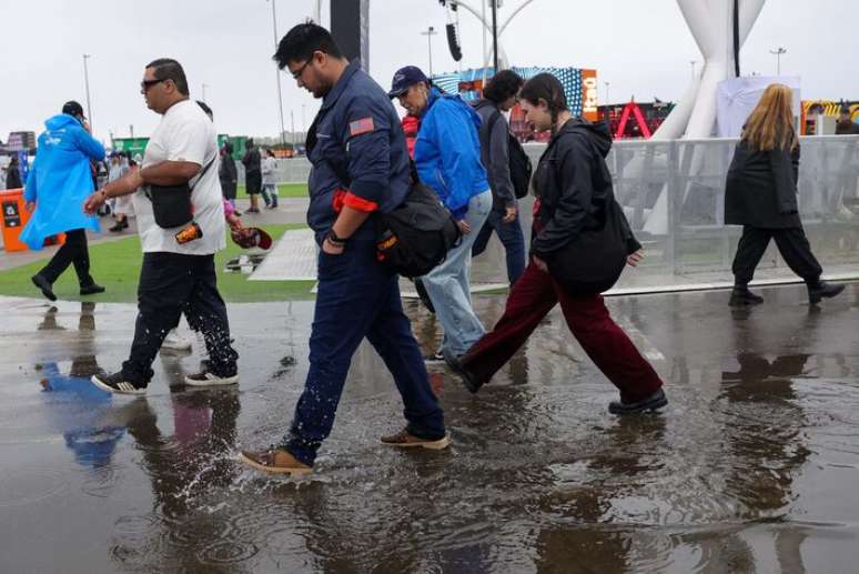 Chuva trouxe desafios, mas n&atilde;o desanimou o p&uacute;blico do Rock in Rio