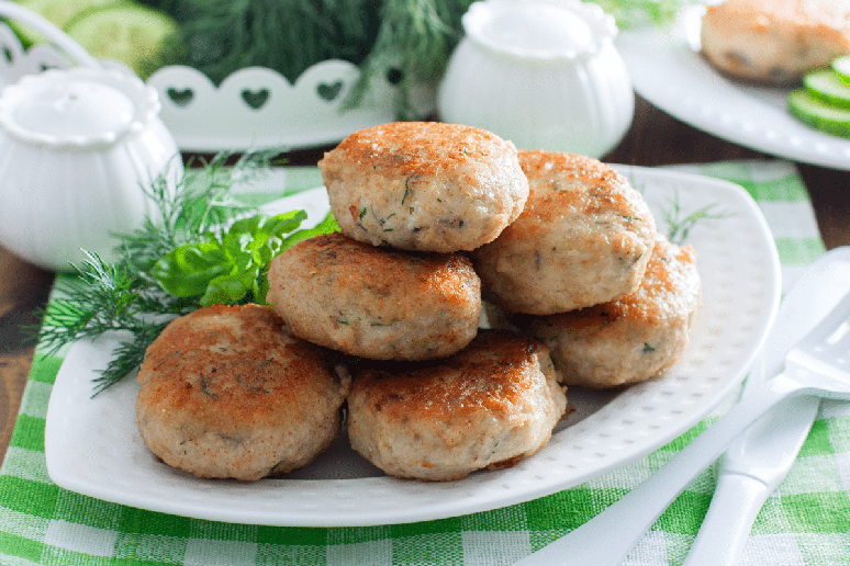 Bolinho de pescada-branca assado 