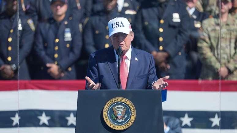 O presidente Donald Trump discursa durante o evento &ldquo;Steel Across America&rdquo;, em Washington, em 8 de setembro de 2026.