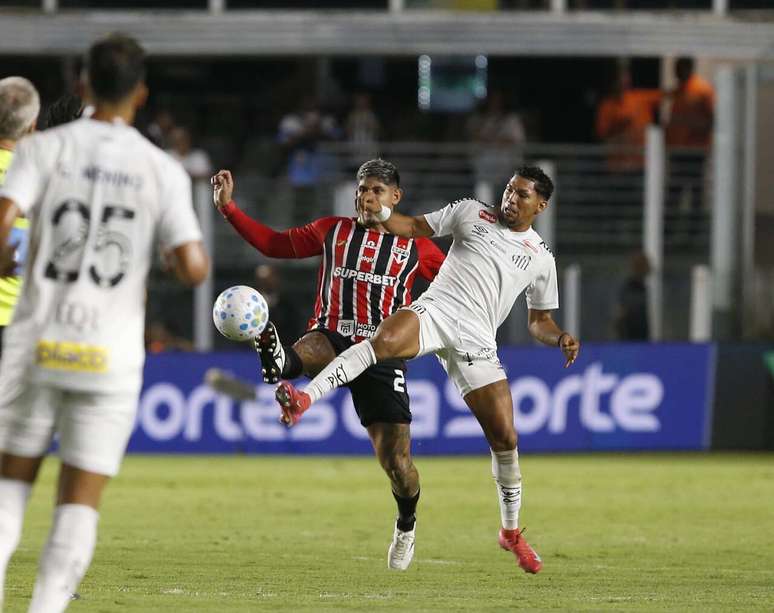 No 1&deg; turno, as equipes ficaram no 1 a 1, na Vila Belmiro &ndash;