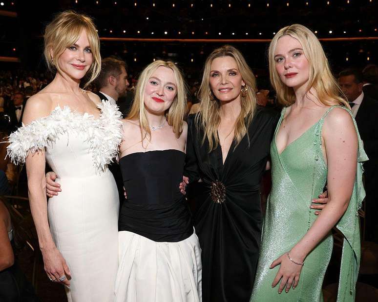 Nicole Kidman, Dakota Fanning, Michelle Pfeiffer e Elle Fanning no Peacock Theater, em Los Angeles
