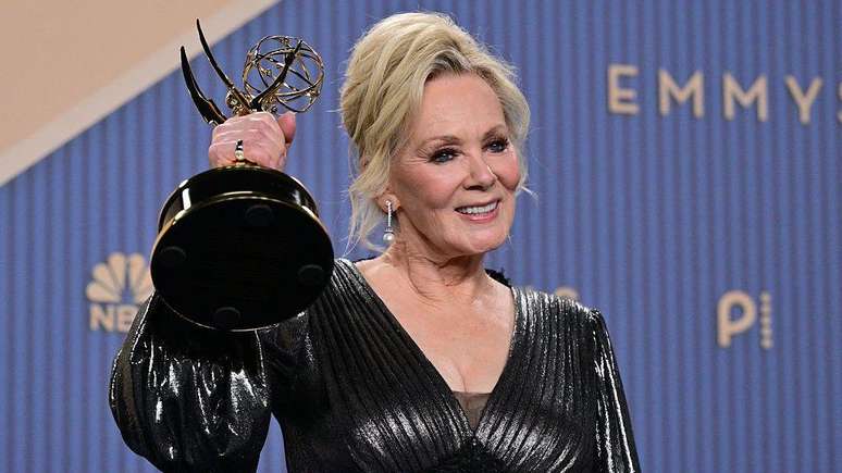 Com seu oitavo pr&ecirc;mio, Jean Smart tornou-se a &uacute;nica atriz a conquistar um Emmy por todas as temporadas de uma s&eacute;rie da qual participou