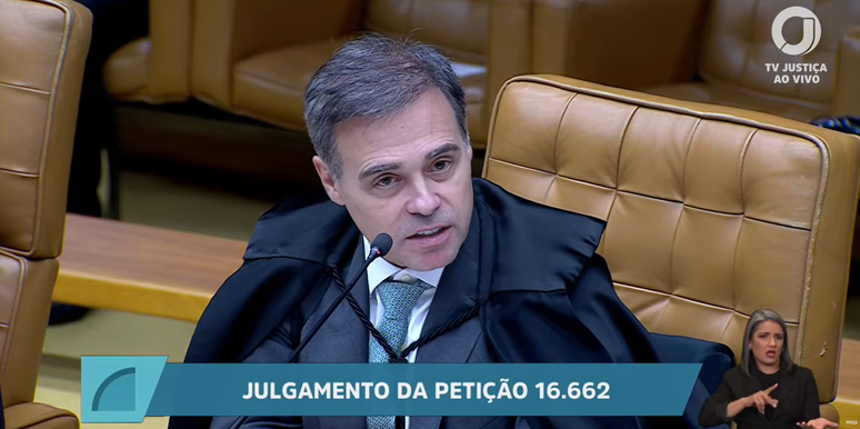 Ministro Andr&eacute; Mendon&ccedil;a fala ao Plen&aacute;rio do STF nesta ter&ccedil;a-feira, 15