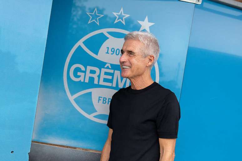 Lu&iacute;s Castro foi demitido do Gr&ecirc;mio no &uacute;ltimo domingo (13) &ndash;