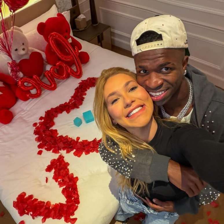 Virginia e Vini Jr oficializam o romance em outubro de 2025
