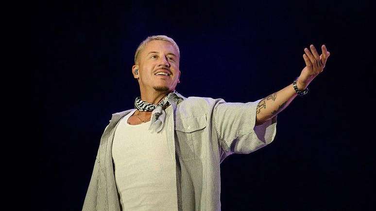 Um dos locais que tamb&eacute;m proibiu Macklemore de se apresentar foi o Raymond James Stadium, na Fl&oacute;rida
