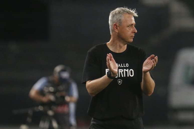 Tiago Nunes n&atilde;o deixou muita saudade no Glorioso &ndash;