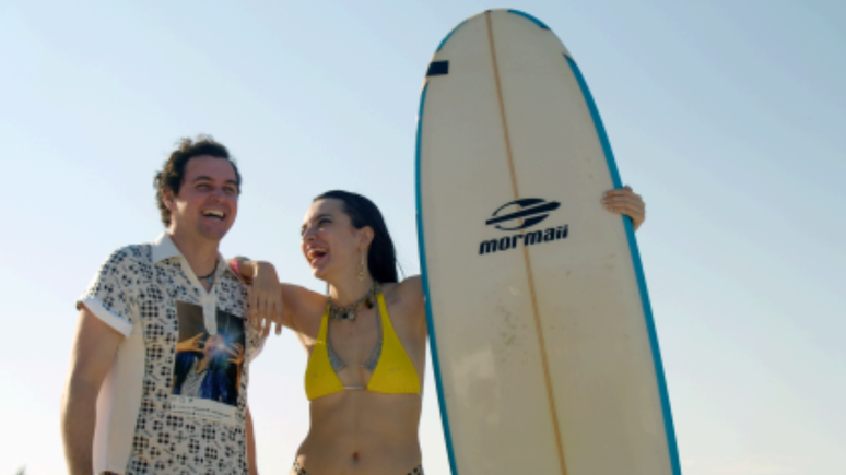 Fotos dos bastidores do clipe Ela &eacute; Linda remix