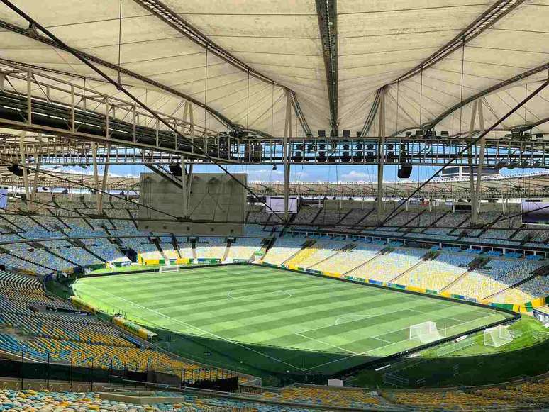 Jogadores do Flamengo criticaram o atual estado do gramado do Maracan&atilde; &ndash;