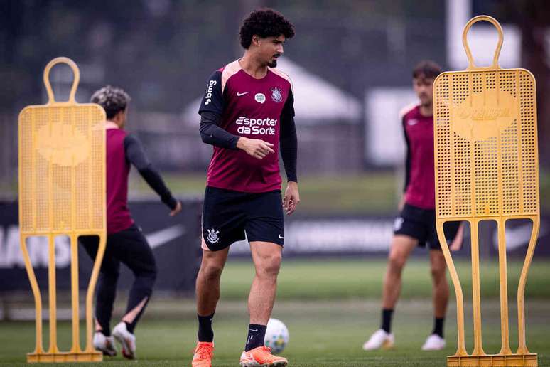 Andr&eacute; Ramalho participou sem restri&ccedil;&otilde;es do treino desta sexta &ndash;