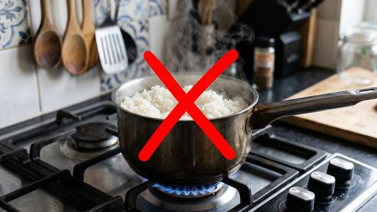 Armazenar o arroz em recipientes rasos acelera a perda de calor e evita a contamina&ccedil;&atilde;o.