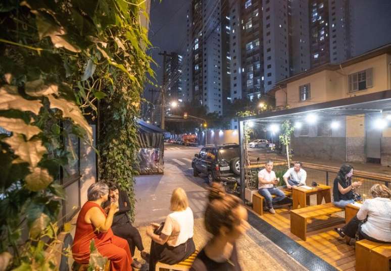 Barra Funda &eacute; 'parada obrigat&oacute;ria para os amantes da arte, compras exclusivas, vida noturna agitada e culin&aacute;ria contempor&acirc;nea'.