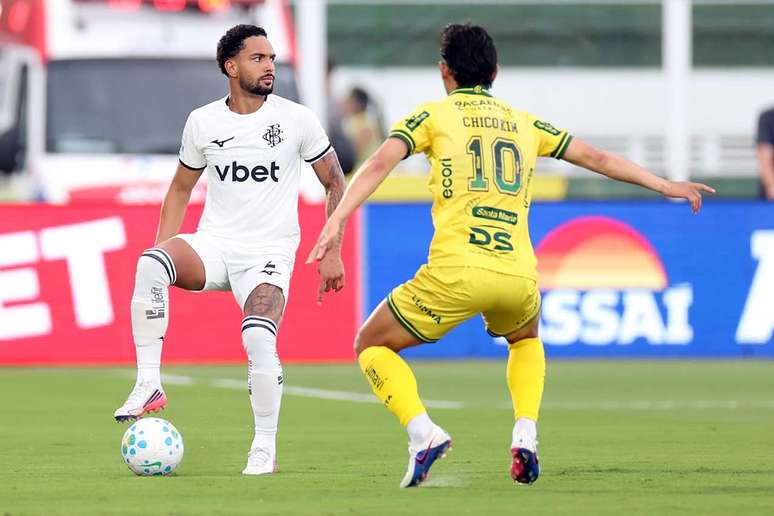 Primeiro tempo do Botafogo foi de time rebaixado &ndash;