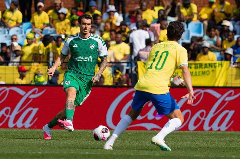 Em jogo truncado, Mamelodi consegue marcar no primeiro e no segundo tempo &ndash;