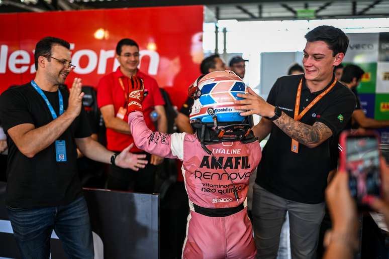 Thaline Chicoski comemora sua melhor classifica&ccedil;&atilde;o na Copa Truck Be8 BeVant