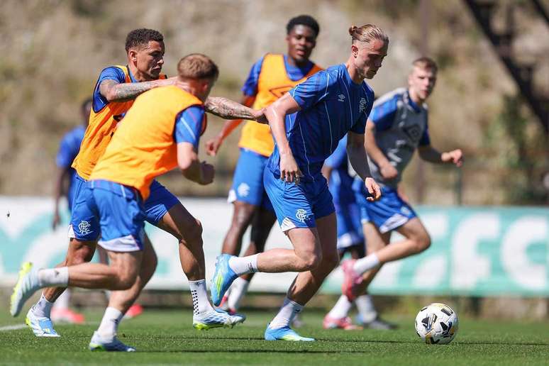 Rangers precisa de uma vit&oacute;ria para encurtar a dist&acirc;ncia para o l&iacute;der Celtic &ndash;