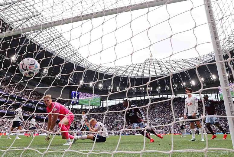 Manzambi marcou o primeiro gol da partida &ndash;