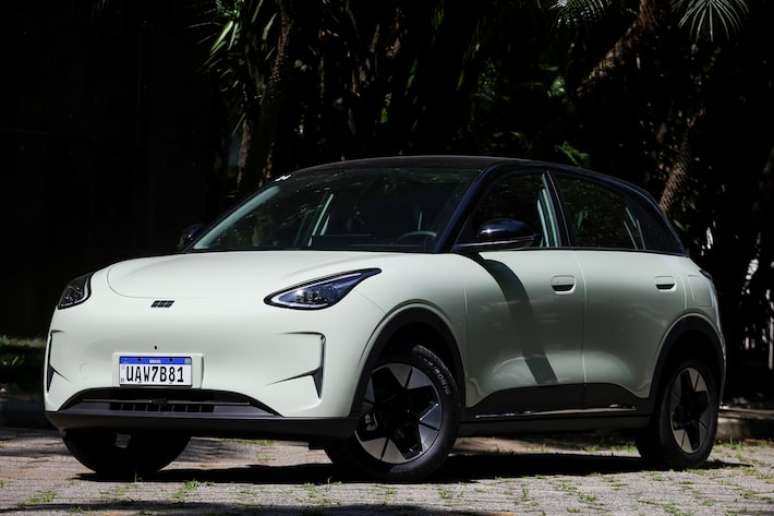 Geely EX2 j&aacute; &eacute; o segundo carro el&eacute;trico mais vendido do Brasil
