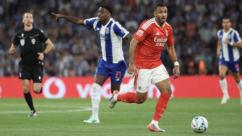 Porto e&nbsp; Benfica. Jogo quente e, no fim, 2 a 1 para os portistas &ndash;
