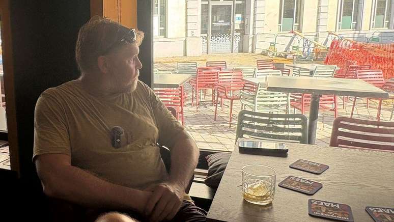 Karl diz que partiu para provar a si mesmo e aos outros do que &eacute; capaz