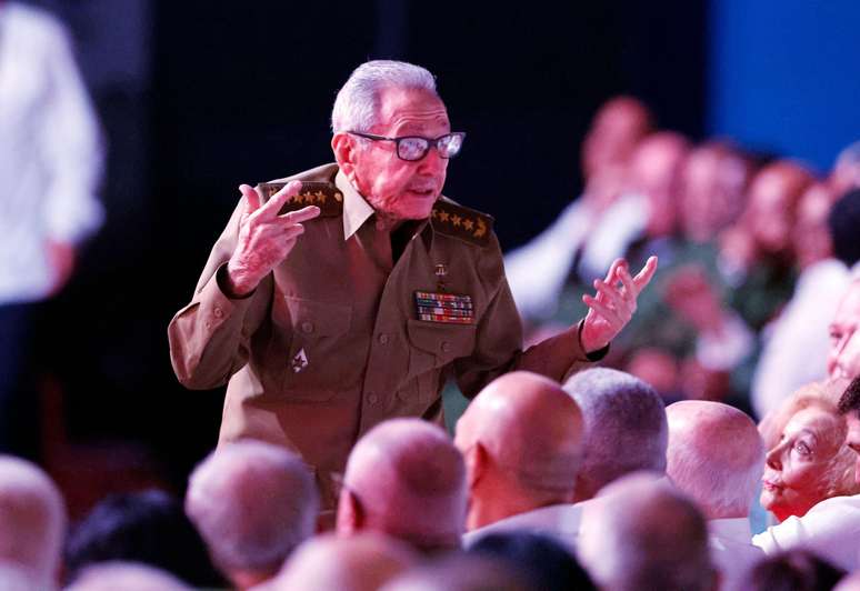 Anderson acredita que Cuba ainda vive sob a sombra de Ra&uacute;l Castro, aos 95 anos