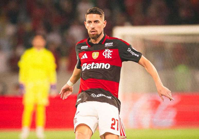 Jorginho levou vermelho contra o Del Valle e desfalca o Fla contra o Estudiantes (ARG) &ndash;
