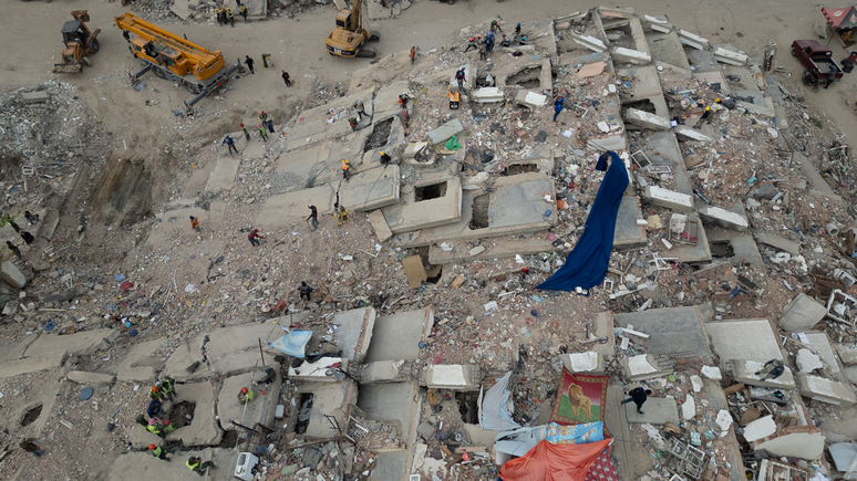 Caraballeda, em La Guaira, foi uma das regi&otilde;es mais devastadas pelos terremotos de 24 de junho na Venezuela
