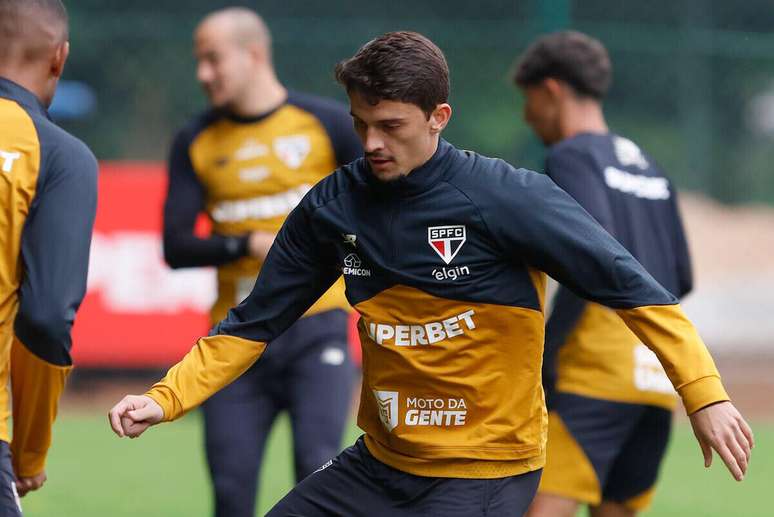 Pablo Maia e Os&oacute;rio refor&ccedil;am o elenco para o cl&aacute;ssico &ndash; Fotos: Erico Leonan / S&atilde;o Paulo FC
