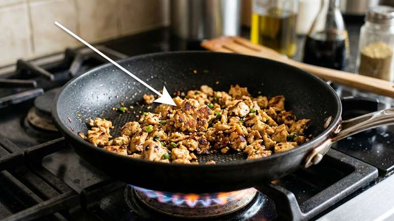 A praticidade da receita permite preparar uma refei&ccedil;&atilde;o reconfortante em poucos minutos na rotina di&aacute;ria.