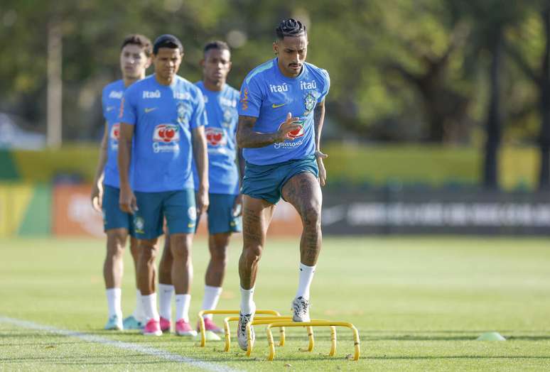 Raphinha durante o primeiro treinamento na Austr&aacute;lia &ndash;