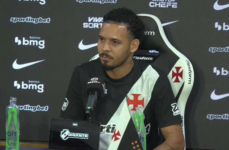 Gabriel ainda n&atilde;o jogou com a camisa do Vasco &ndash;