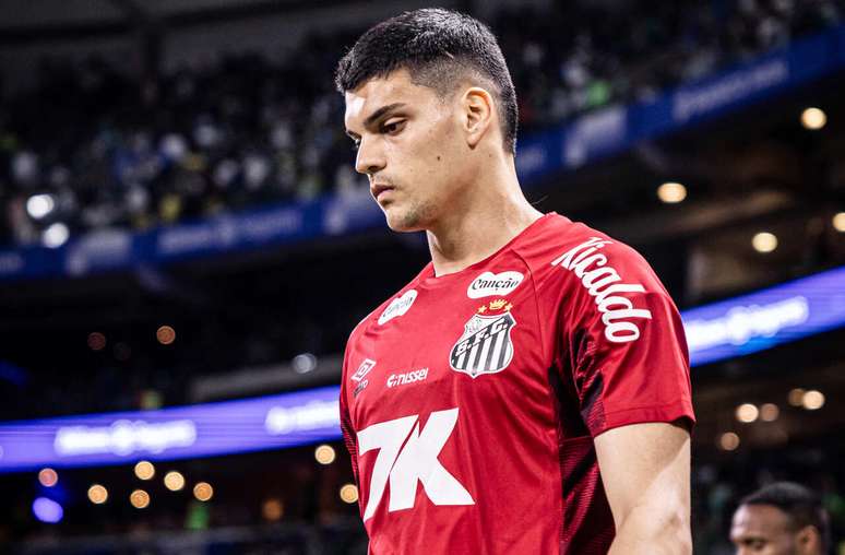 Gabriel Braz&atilde;o vinha atuando no sacrif&iacute;cio pelo Santos &ndash;